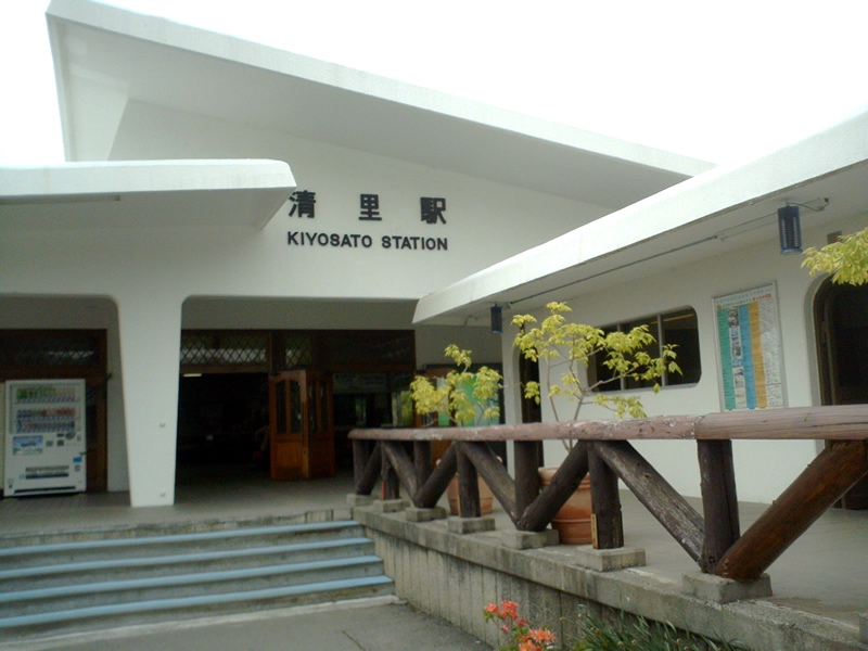 P1002744